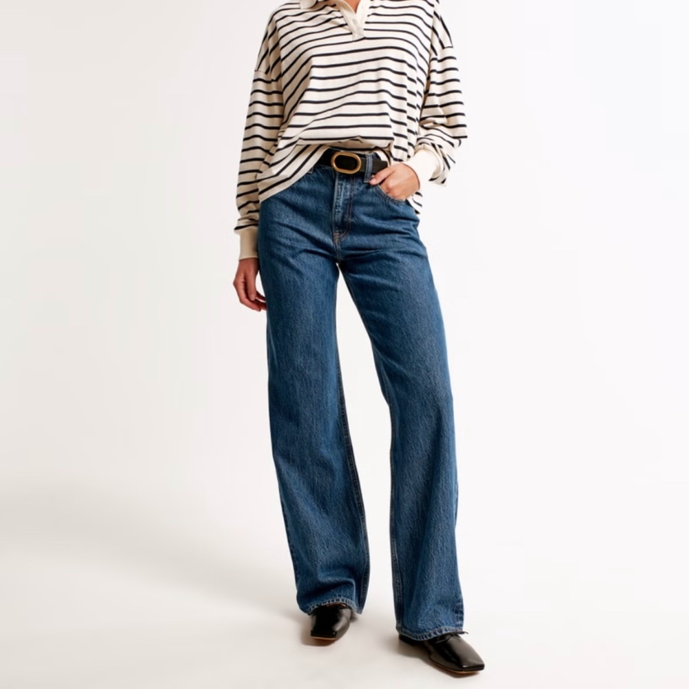 Abercrombie Curve Love High Rise Loose Jean